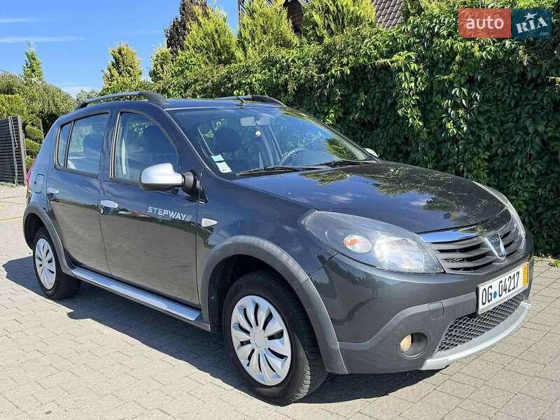 Внедорожник / Кроссовер Dacia Sandero StepWay 2012 в Стрые фото 3 Внедорожник / Кроссовер Dacia Sandero StepWay 2012 в Стрые