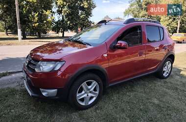 Внедорожник / Кроссовер Dacia Sandero StepWay 2014 в 