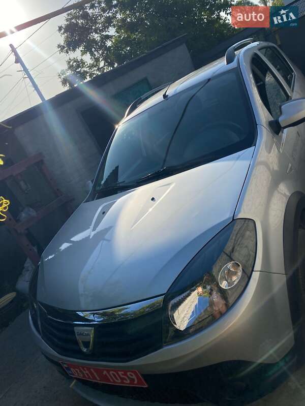 Внедорожник / Кроссовер Dacia Sandero StepWay 2010 в Кременчуге
