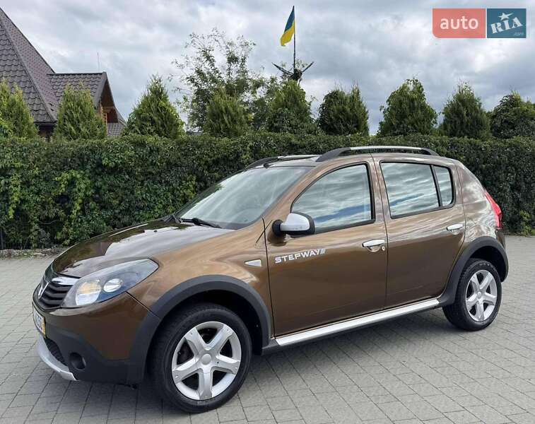 Dacia Sandero StepWay 2012