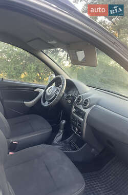 Внедорожник / Кроссовер Dacia Sandero StepWay 2011 в 