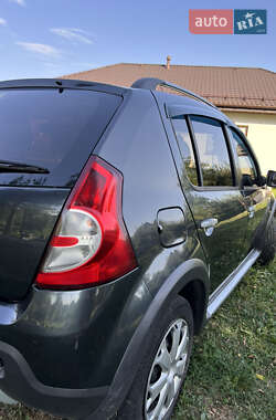 Внедорожник / Кроссовер Dacia Sandero StepWay 2009 в 