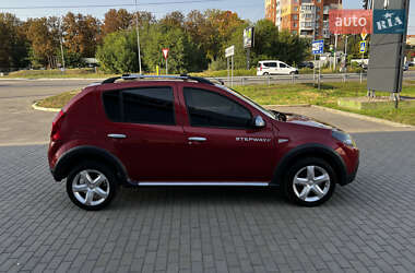 Позашляховик / Кросовер Dacia Sandero StepWay 2009 в  фото 6 Позашляховик / Кросовер Dacia Sandero StepWay 2009 в