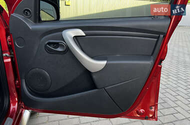 Позашляховик / Кросовер Dacia Sandero StepWay 2009 в  фото 25 Позашляховик / Кросовер Dacia Sandero StepWay 2009 в