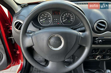 Позашляховик / Кросовер Dacia Sandero StepWay 2009 в  фото 34 Позашляховик / Кросовер Dacia Sandero StepWay 2009 в