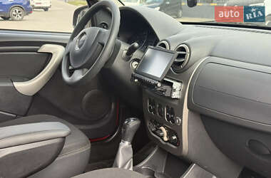 Позашляховик / Кросовер Dacia Sandero StepWay 2011 в 