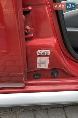 Внедорожник / Кроссовер Dacia Sandero StepWay 2012 в 
