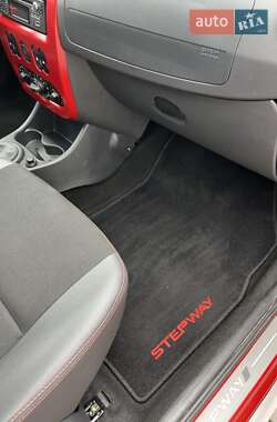 Внедорожник / Кроссовер Dacia Sandero StepWay 2012 в 