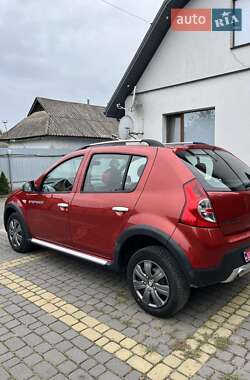 Внедорожник / Кроссовер Dacia Sandero StepWay 2012 в 
