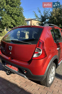 Внедорожник / Кроссовер Dacia Sandero StepWay 2012 в 