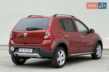 Внедорожник / Кроссовер Dacia Sandero StepWay 2010 в 