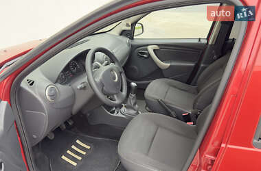 Внедорожник / Кроссовер Dacia Sandero StepWay 2010 в 