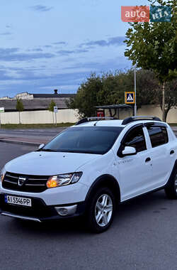 Позашляховик / Кросовер Dacia Sandero StepWay 2015 в Чернігові