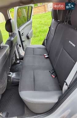 Внедорожник / Кроссовер Dacia Sandero StepWay 2012 в 