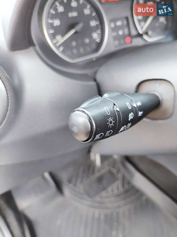 Внедорожник / Кроссовер Dacia Sandero StepWay 2012 в Кролевце
