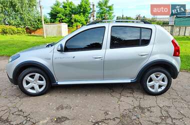 Внедорожник / Кроссовер Dacia Sandero StepWay 2012 в 