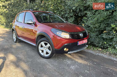 Внедорожник / Кроссовер Dacia Sandero StepWay 2011 в 