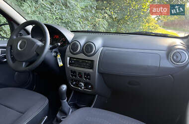 Внедорожник / Кроссовер Dacia Sandero StepWay 2011 в 