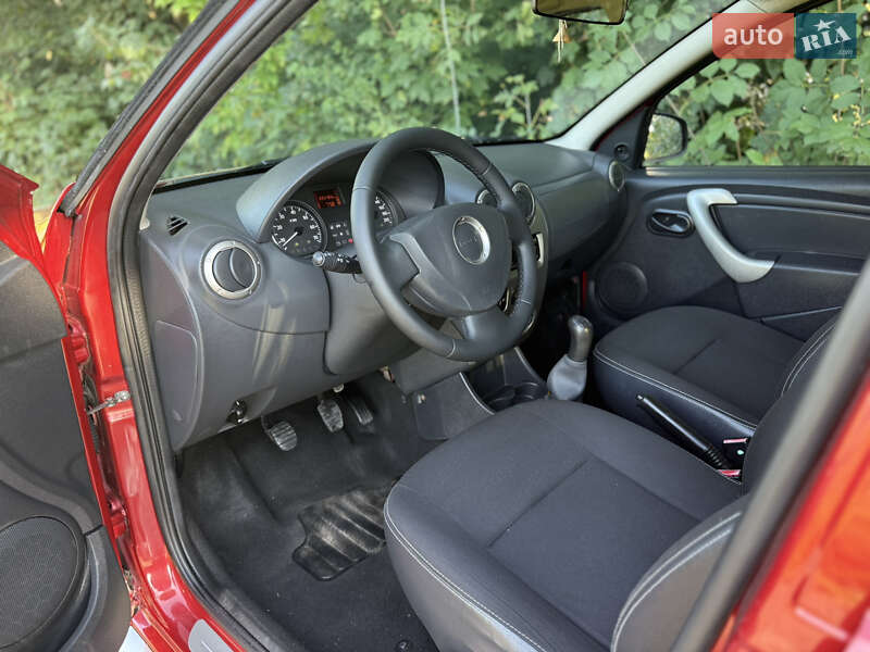 Внедорожник / Кроссовер Dacia Sandero StepWay 2011 в Ровно