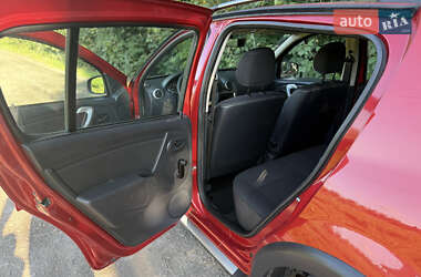 Внедорожник / Кроссовер Dacia Sandero StepWay 2011 в 