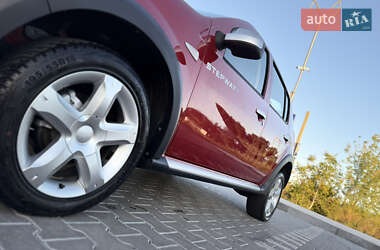 Внедорожник / Кроссовер Dacia Sandero StepWay 2011 в 