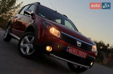 Внедорожник / Кроссовер Dacia Sandero StepWay 2011 в 