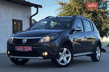 Внедорожник / Кроссовер Dacia Sandero StepWay 2010 в Красилове