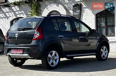 Внедорожник / Кроссовер Dacia Sandero StepWay 2010 в 