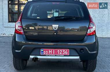 Внедорожник / Кроссовер Dacia Sandero StepWay 2010 в 