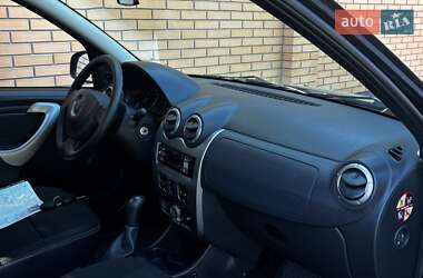 Внедорожник / Кроссовер Dacia Sandero StepWay 2010 в 