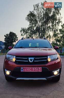 Внедорожник / Кроссовер Dacia Sandero StepWay 2013 в Черкассах