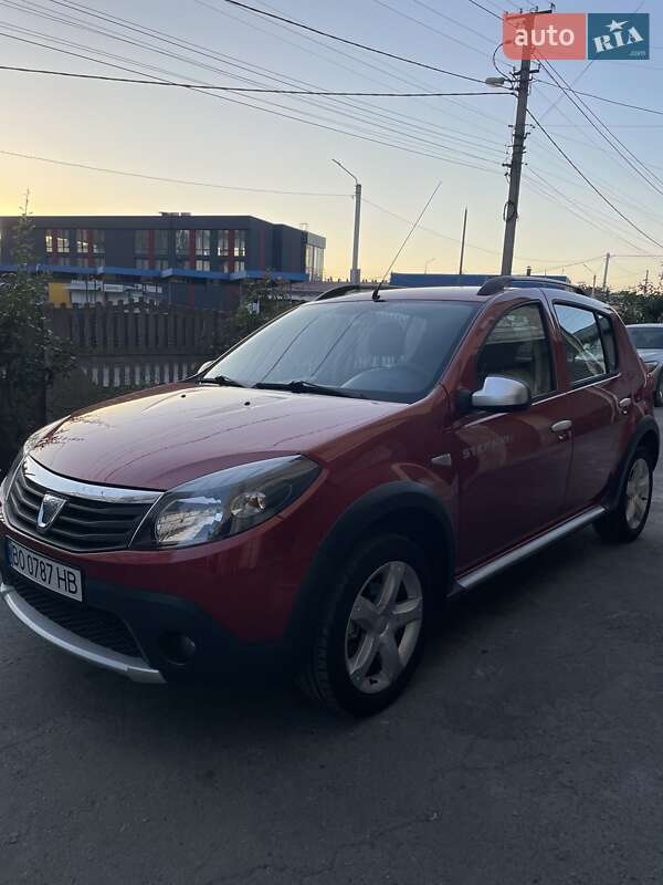 Внедорожник / Кроссовер Dacia Sandero StepWay 2010 в Тернополе