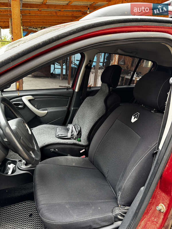 Внедорожник / Кроссовер Dacia Sandero StepWay 2011 в Черновцах