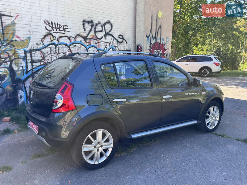 Внедорожник / Кроссовер Dacia Sandero StepWay 2010 в Полтаве