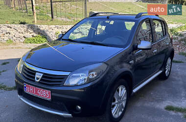 Внедорожник / Кроссовер Dacia Sandero StepWay 2010 в 
