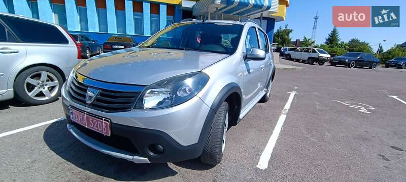 Внедорожник / Кроссовер Dacia Sandero StepWay 2011 в Ровно фото 14 Внедорожник / Кроссовер Dacia Sandero StepWay 2011 в Ровно