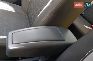 Внедорожник / Кроссовер Dacia Sandero StepWay 2014 в 