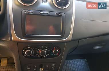 Внедорожник / Кроссовер Dacia Sandero StepWay 2014 в 