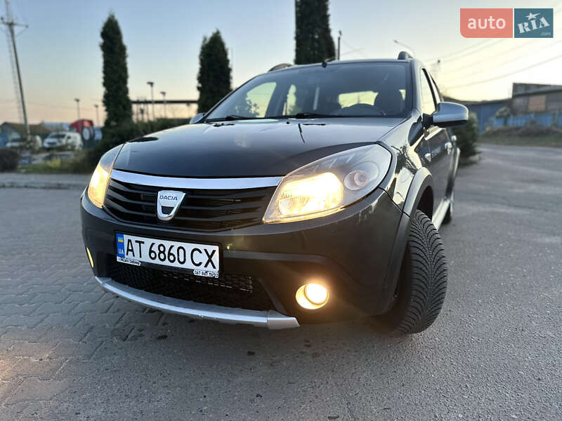 Внедорожник / Кроссовер Dacia Sandero StepWay 2011 в Сумах