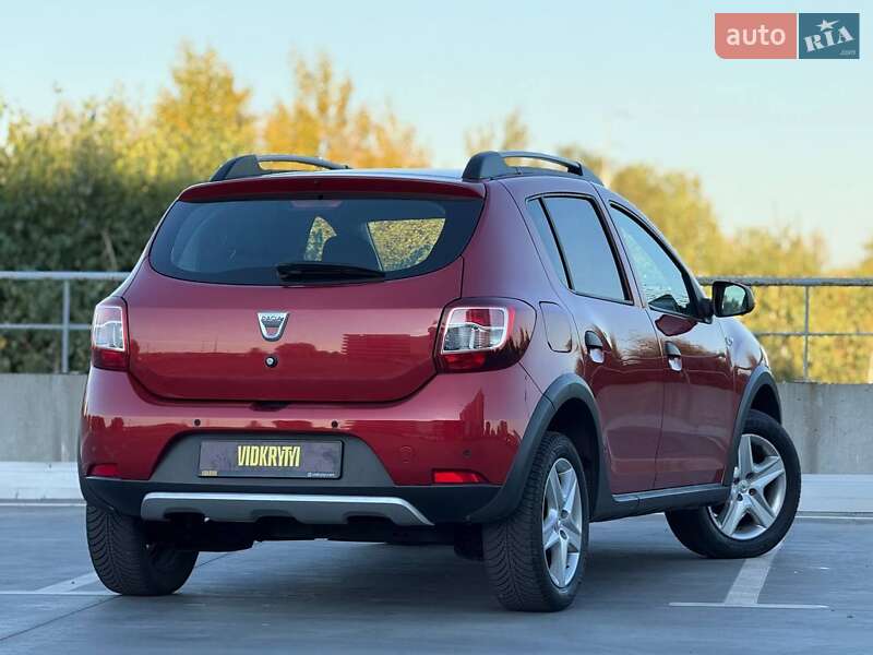 Позашляховик / Кросовер Dacia Sandero StepWay 2014 в Києві