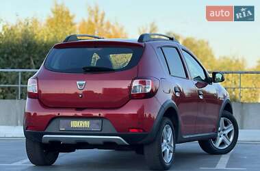 Внедорожник / Кроссовер Dacia Sandero StepWay 2014 в 