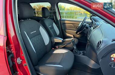 Внедорожник / Кроссовер Dacia Sandero StepWay 2014 в 