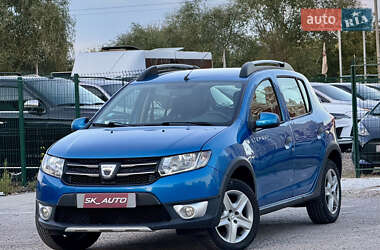 Внедорожник / Кроссовер Dacia Sandero StepWay 2013 в Киеве