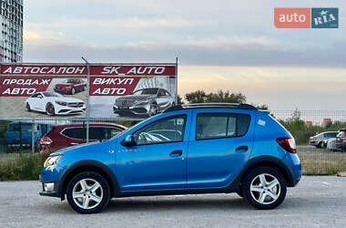 Внедорожник / Кроссовер Dacia Sandero StepWay 2013 в 