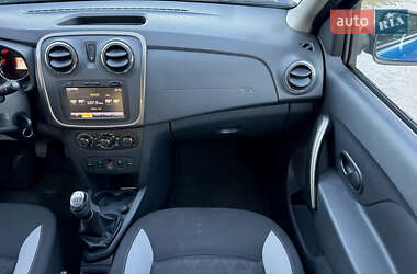 Внедорожник / Кроссовер Dacia Sandero StepWay 2013 в 