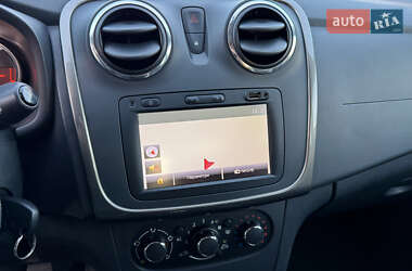 Внедорожник / Кроссовер Dacia Sandero StepWay 2013 в 