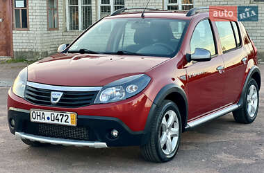 Позашляховик / Кросовер Dacia Sandero StepWay 2011 в Кролевці