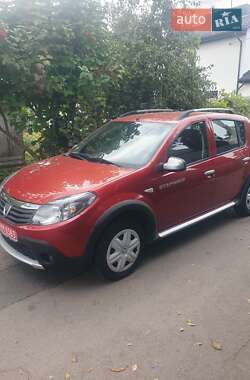 Внедорожник / Кроссовер Dacia Sandero StepWay 2011 в 