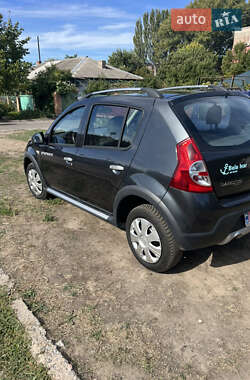 Внедорожник / Кроссовер Dacia Sandero StepWay 2010 в 