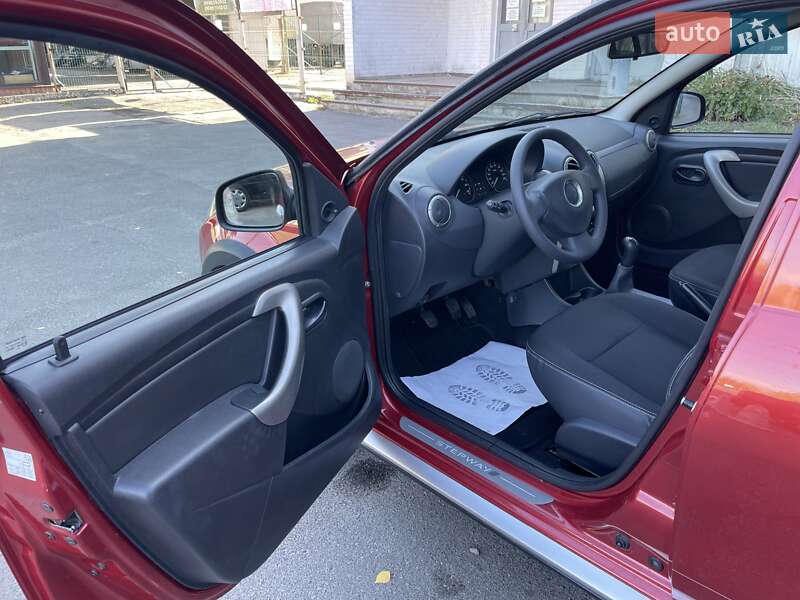 Внедорожник / Кроссовер Dacia Sandero StepWay 2011 в Сумах фото 29 Внедорожник / Кроссовер Dacia Sandero StepWay 2011 в Сумах